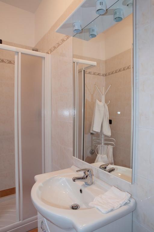 Villa Pinky House Nesso Exterior foto